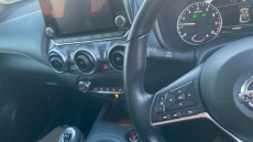 Nissan Juke 1.0 DiG-T 114 N-Connecta 5dr Petrol Hatchback